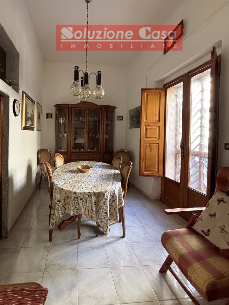Casa indipendente in vendita a Canosa di Puglia
