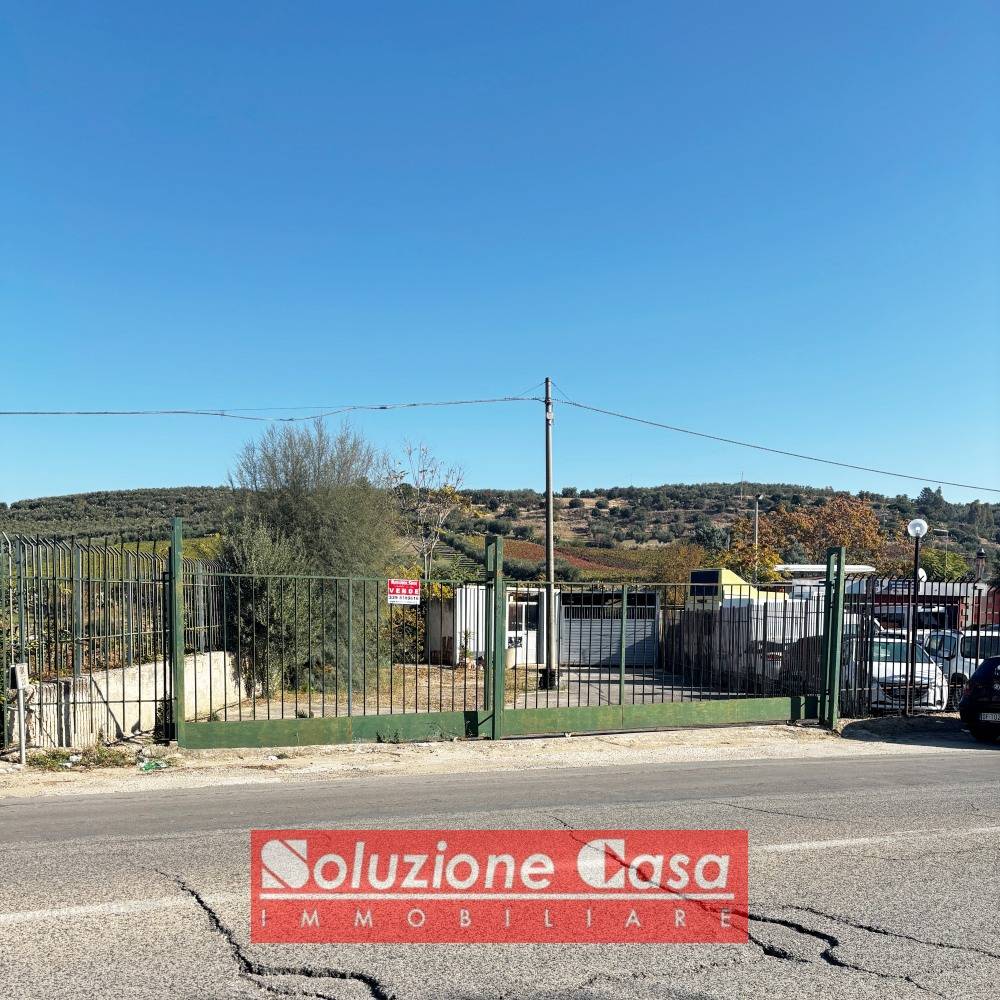Terreno edificabile in vendita a Canosa di Puglia