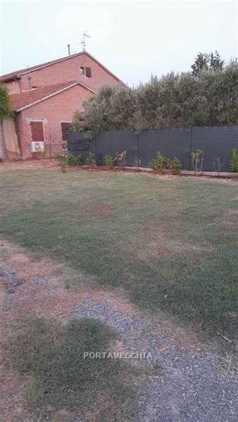 Casa indipendente con giardino a Grosseto