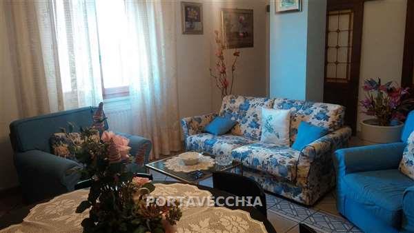 Appartamento con terrazzo a Cinigiano