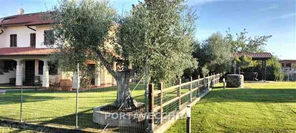 Casa indipendente con giardino a Grosseto