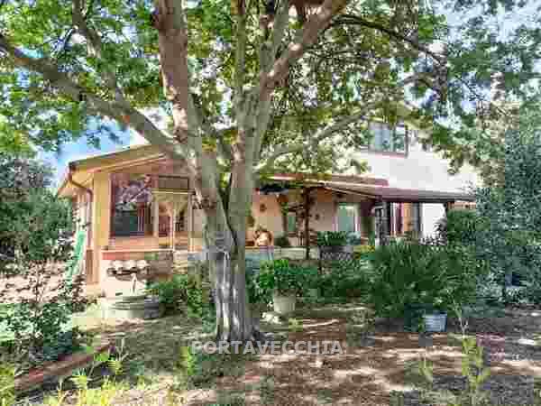 Villa con giardino a Grosseto