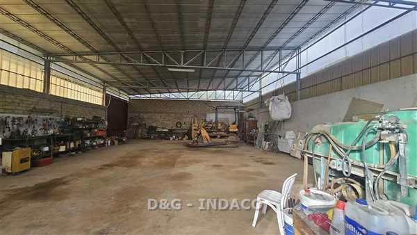 Attivit� commerciale con terrazzo a Roccastrada