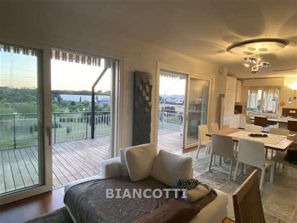 Attico con terrazzo a Grosseto