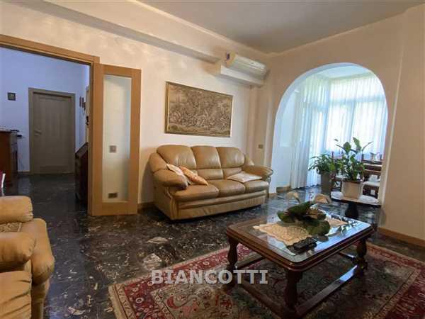 Quadrilocale in vendita a Grosseto