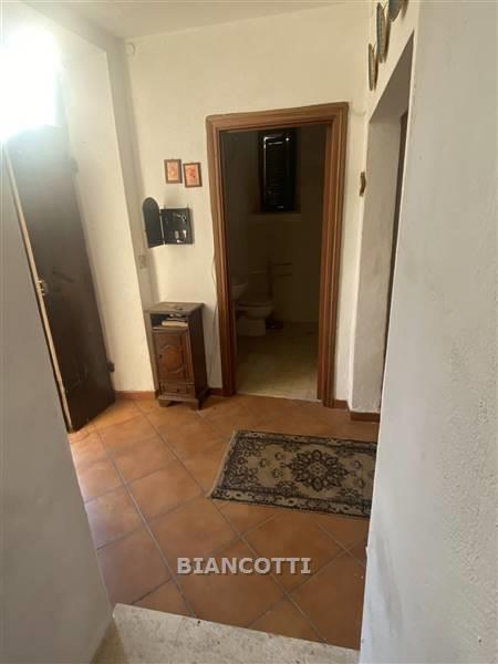 Appartamento con giardino a Scansano