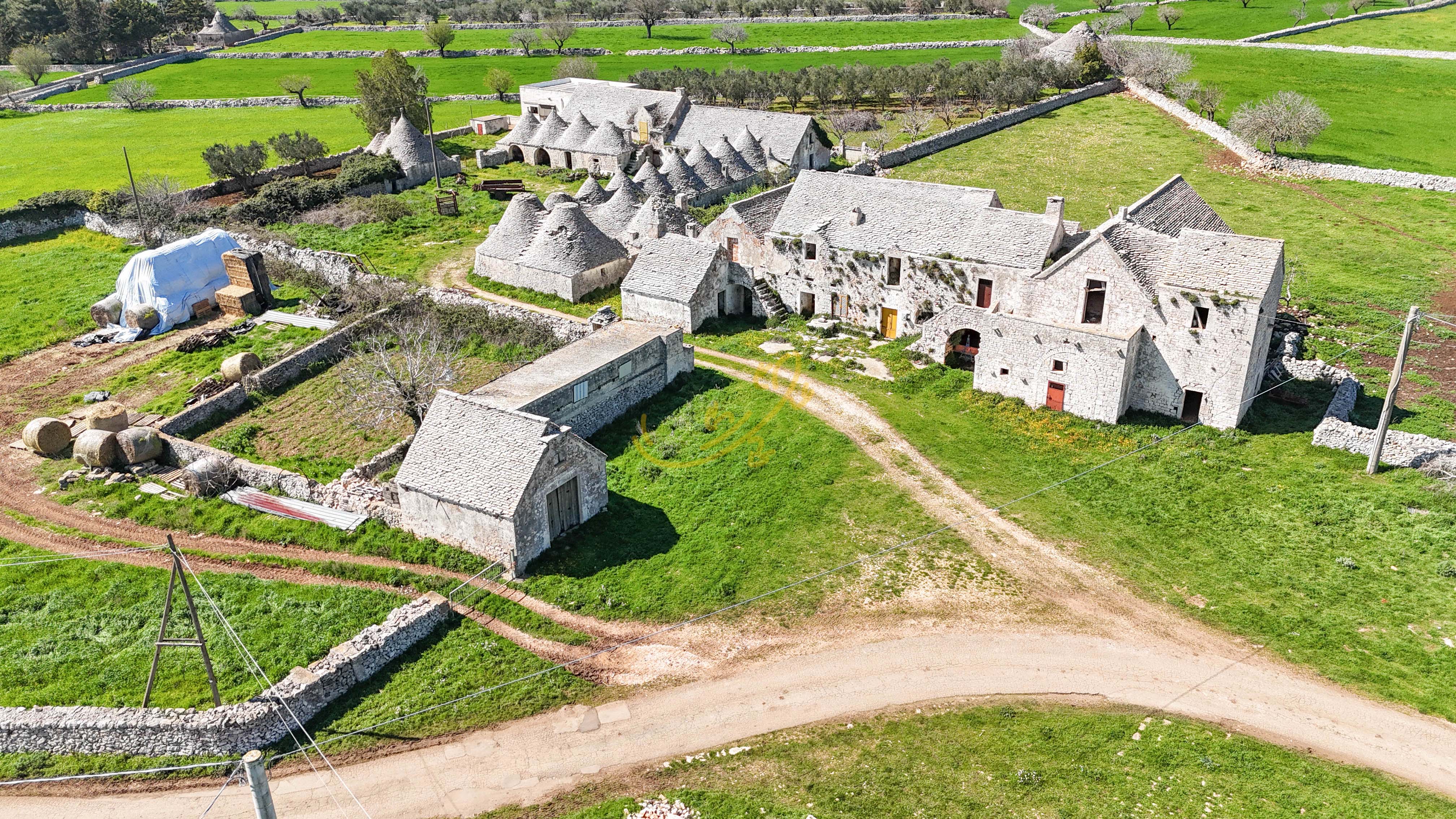 Rustico in vendita a Noci