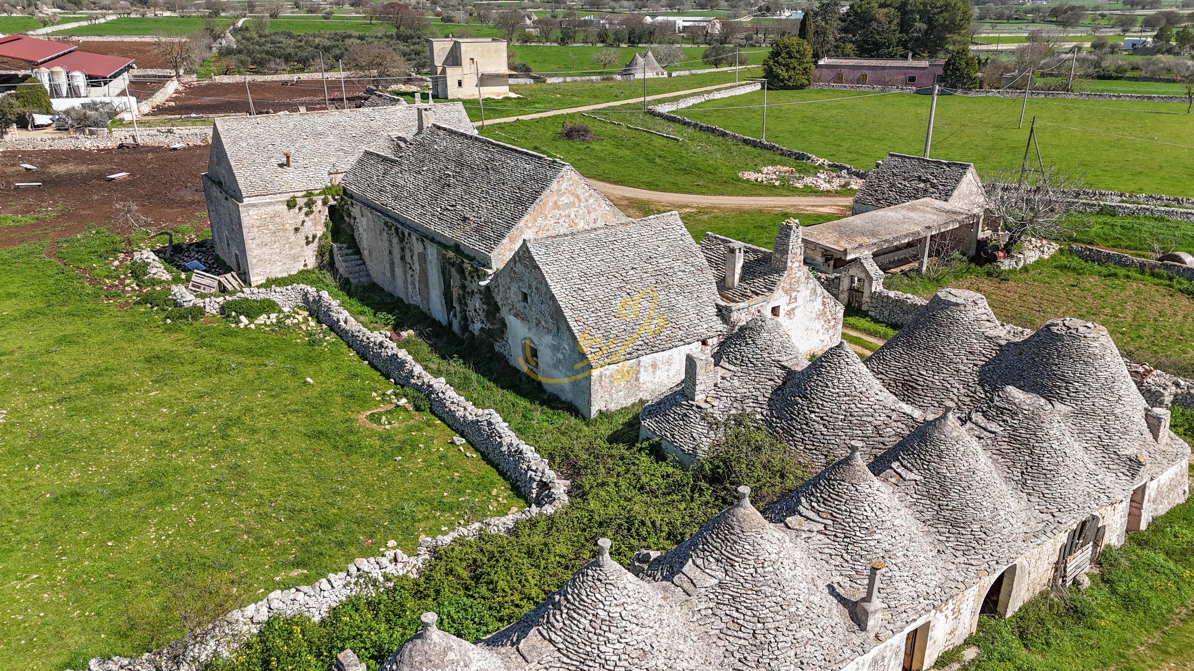 Rustico in vendita a Noci