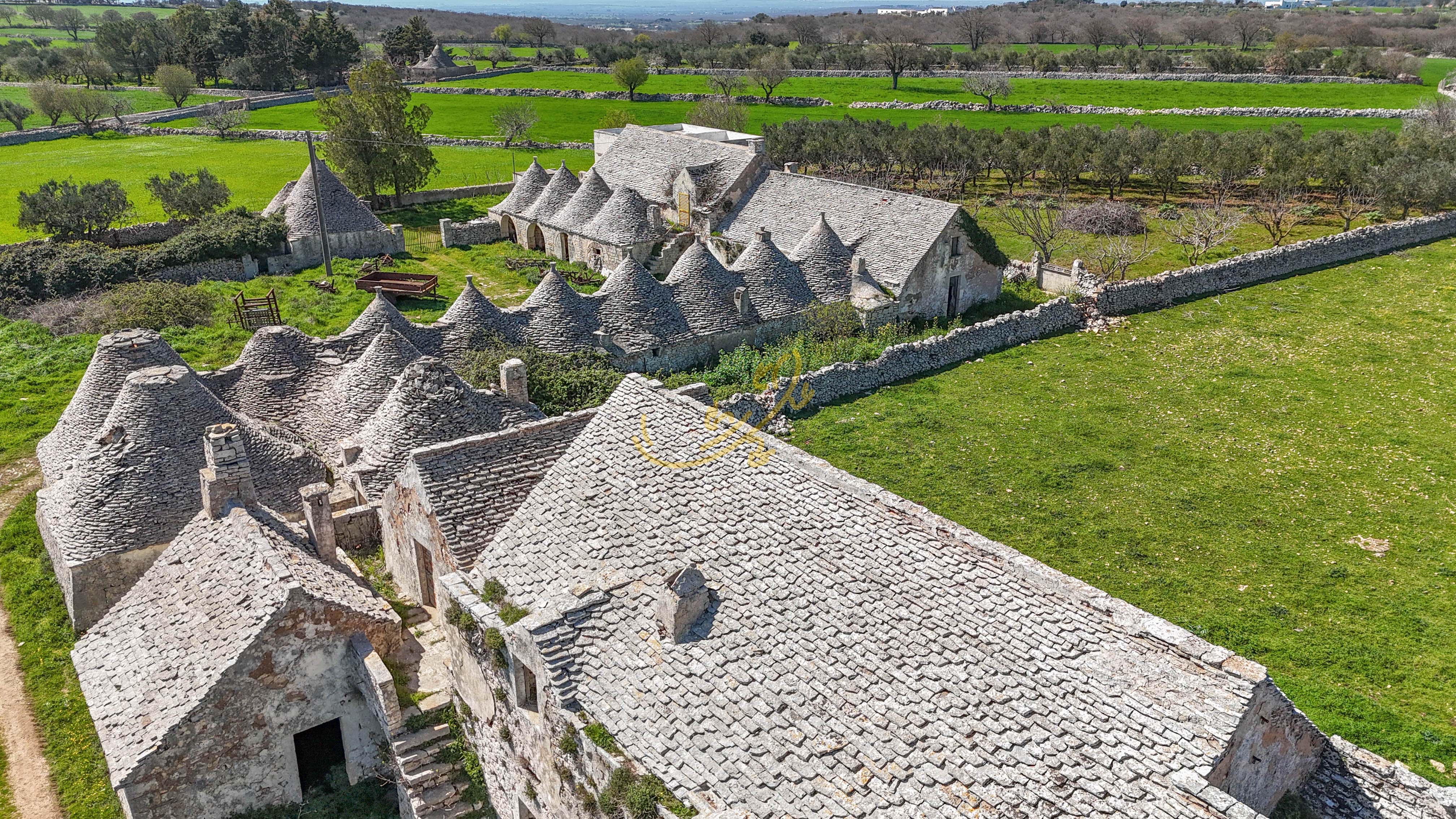 Rustico in vendita a Noci