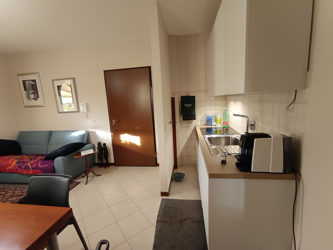 Trilocale con terrazzo in via protche, Prato