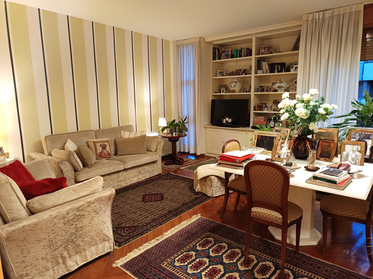 Appartamento con terrazzo in viale montegrappa, Prato