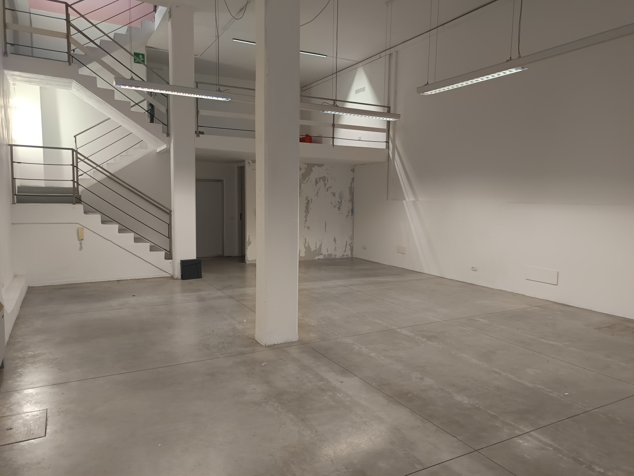 Attivit� commerciale in vendita a Prato