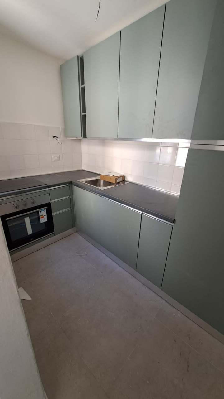 Quadrilocale ristrutturato in via mazzini, Prato