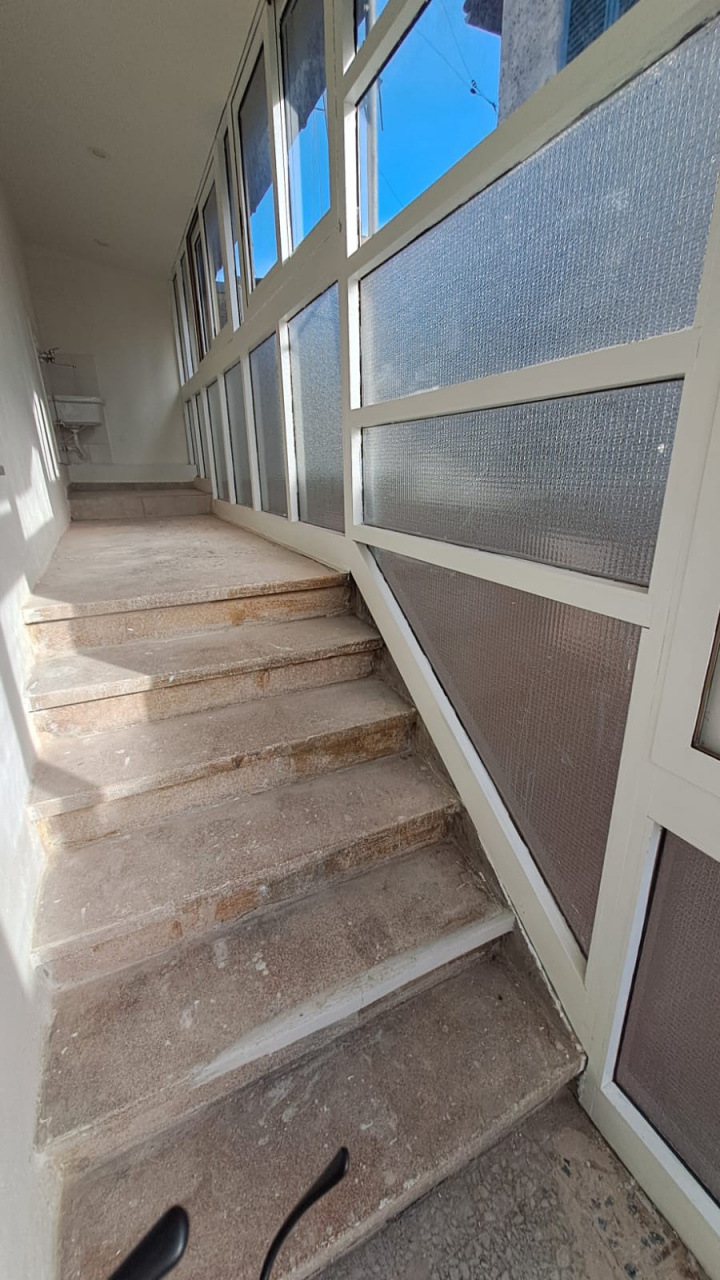 Quadrilocale ristrutturato in via mazzini, Prato