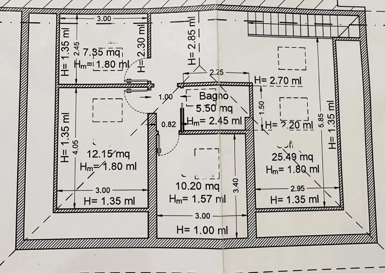 Casa indipendente con giardino in via caciolli, Prato