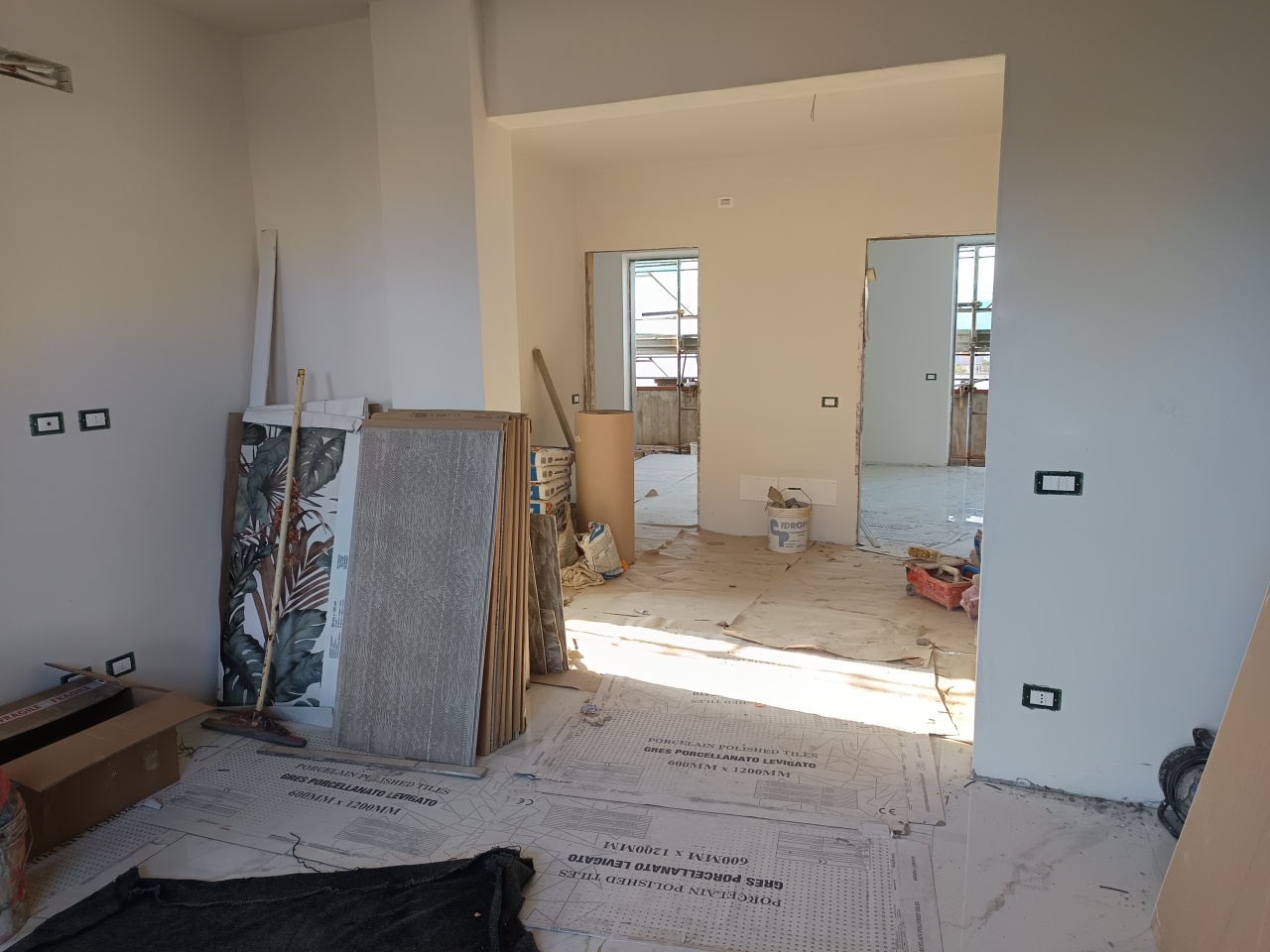 Casa indipendente con giardino in via caciolli, Prato