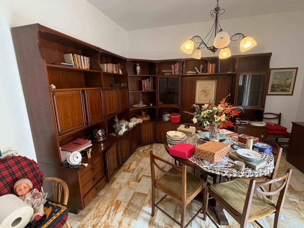 Appartamento con box in via padova, Prato