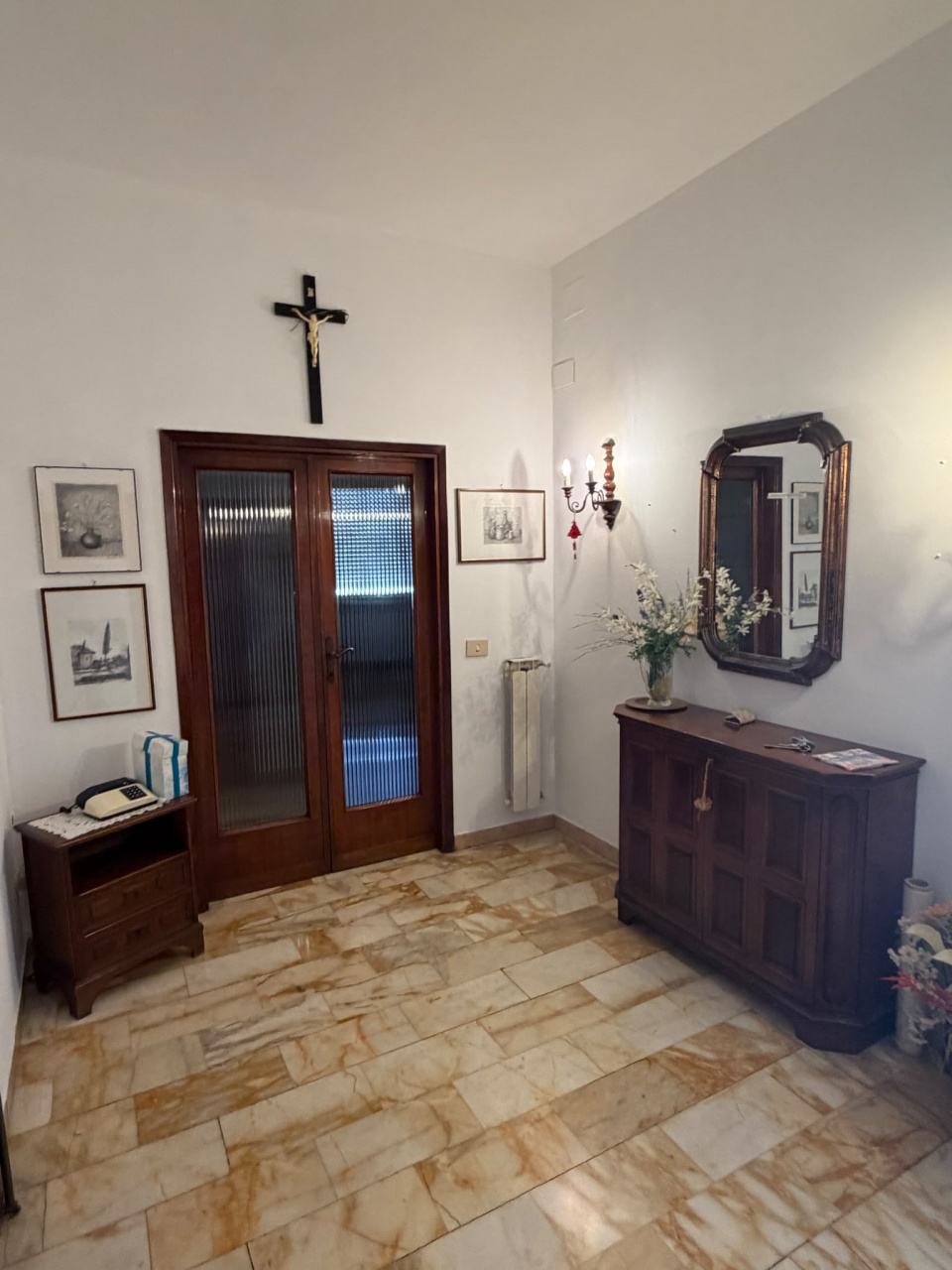Appartamento con box in via padova, Prato