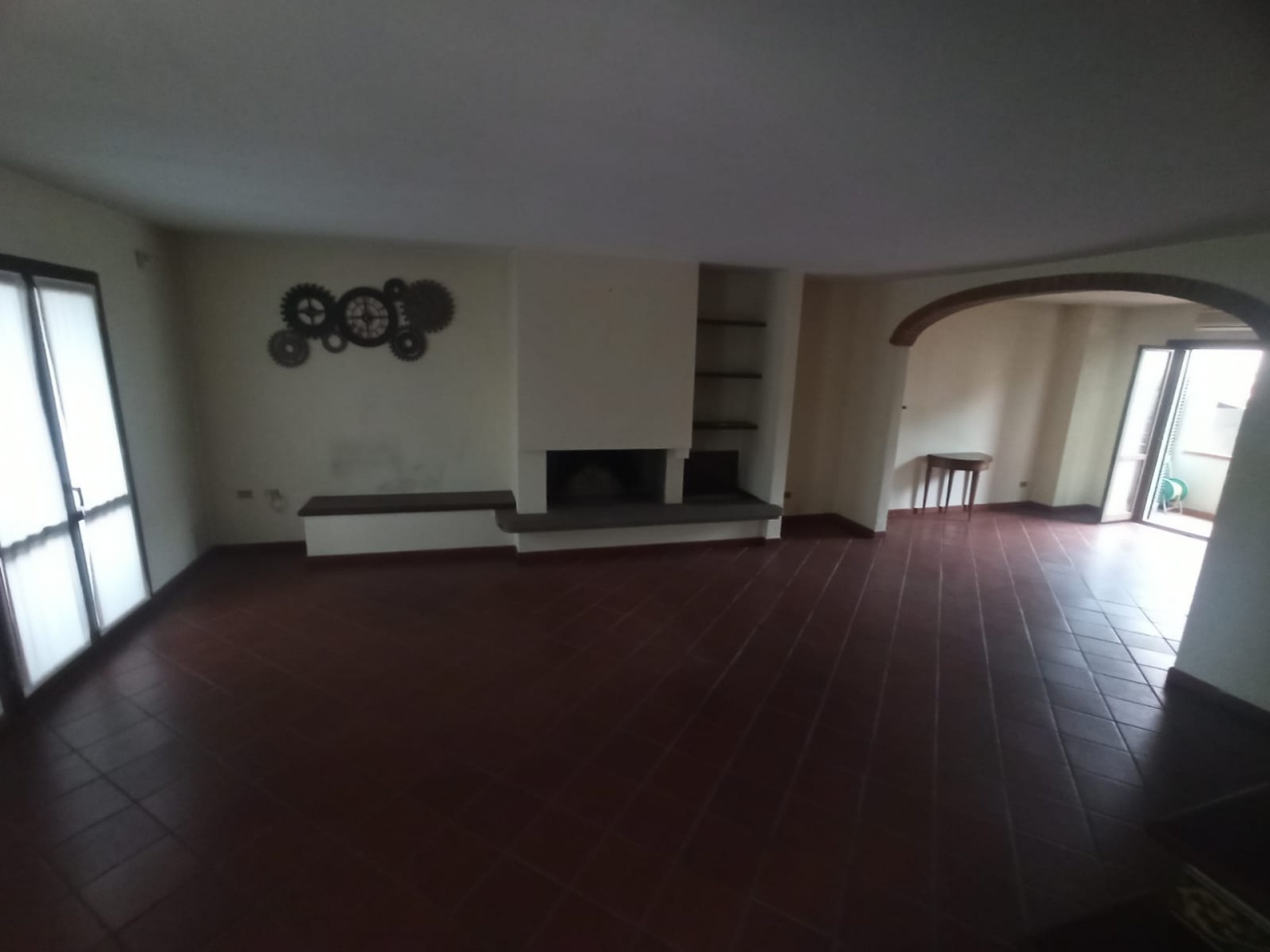 Villa con giardino in via di candeli, Poggio a Caiano