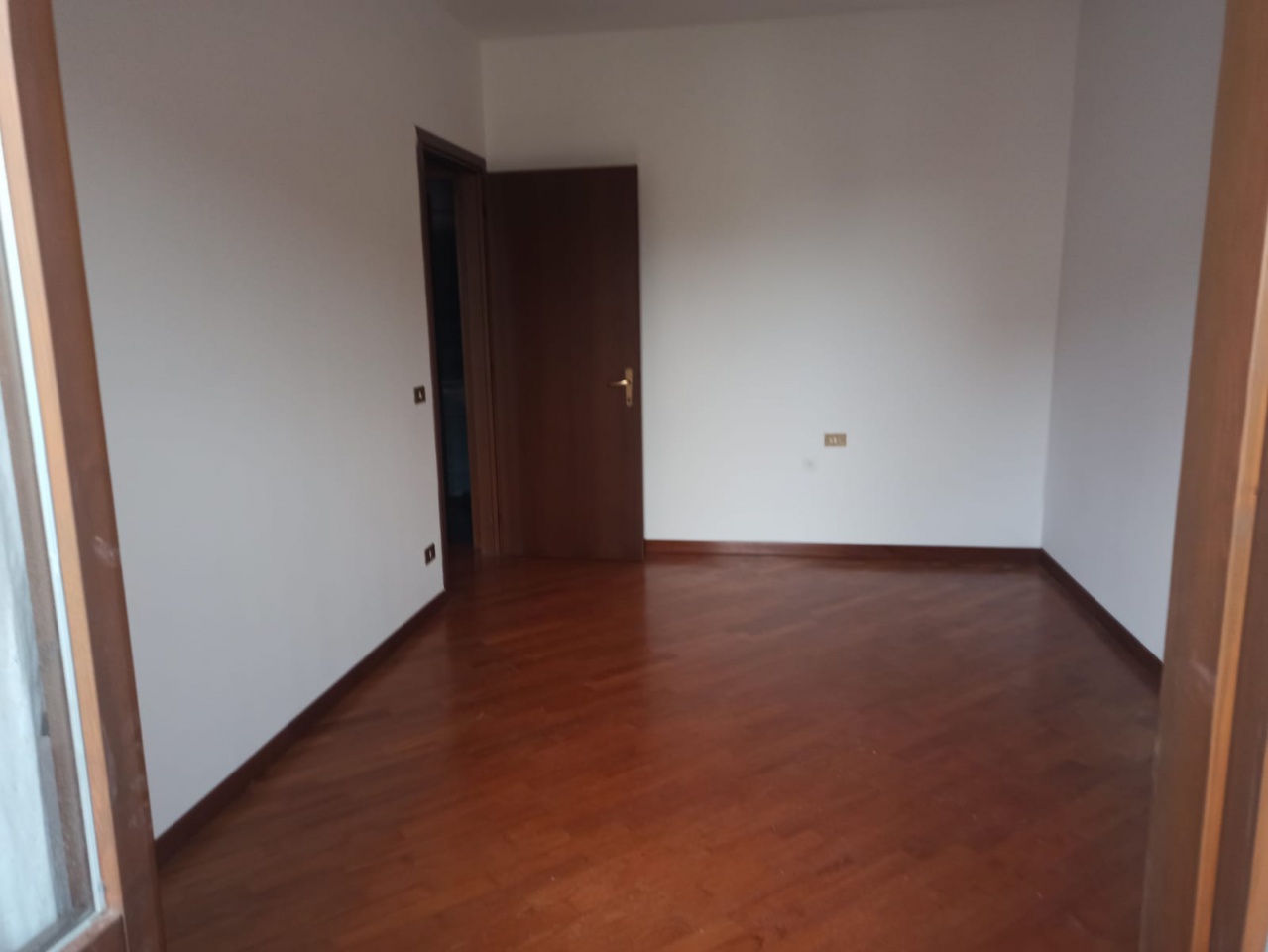 Villa con giardino in via di candeli, Poggio a Caiano