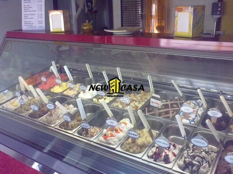 Attivit commerciale in vendita a Cesenatico