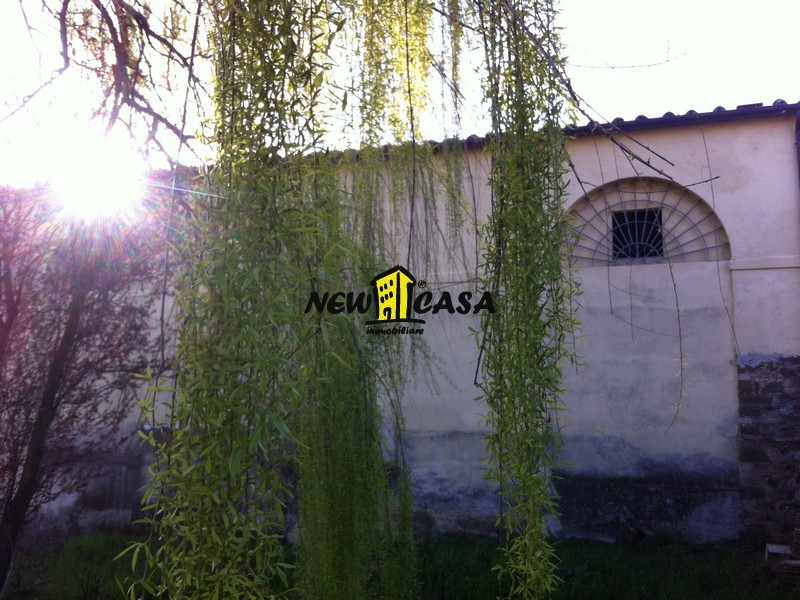 Deposito in affitto a Marciano della Chiana, Cesa