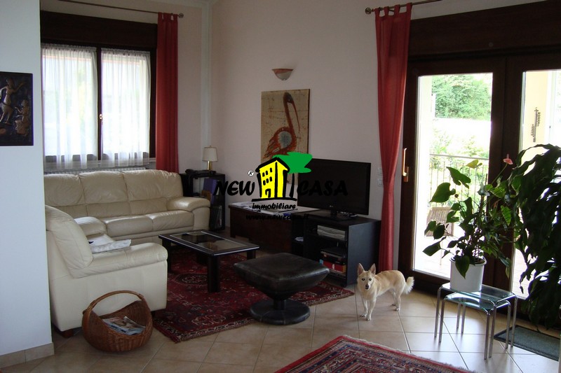 Casa singola in vendita a Borghi