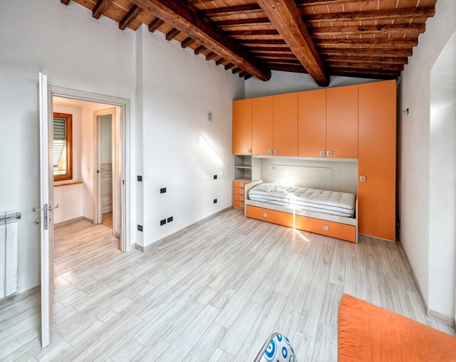 Casa indipendente con terrazzo a Montevarchi