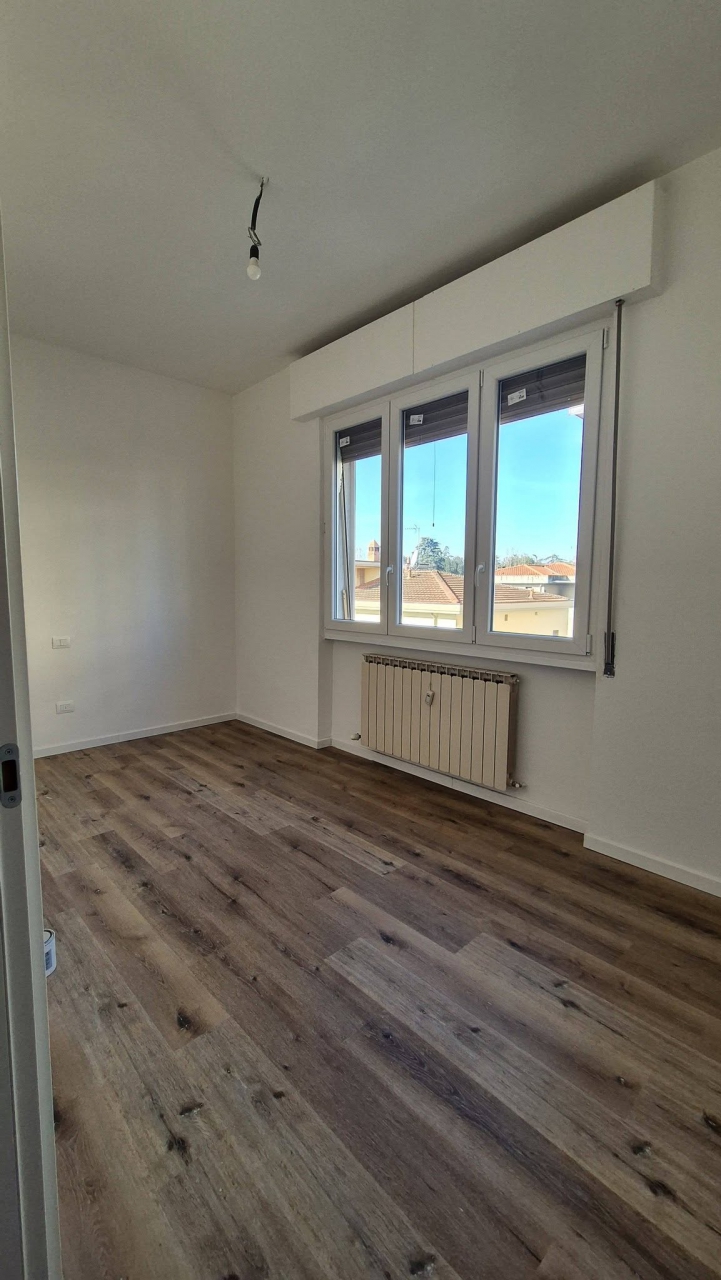 Trilocale con terrazzo in via xxiv maggio, Montevarchi