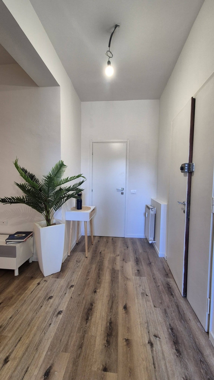 Trilocale con terrazzo in via xxiv maggio, Montevarchi