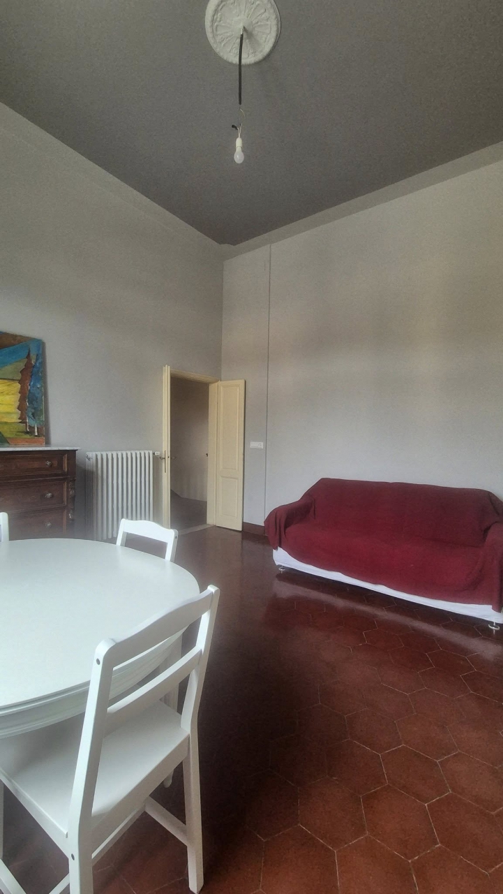 Villa arredata in affitto a Montevarchi