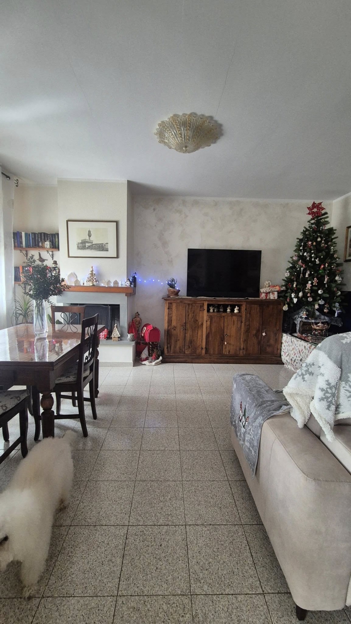 Appartamento con terrazzo a Bucine