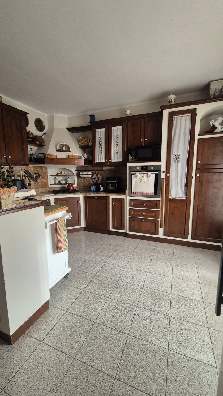 Appartamento con terrazzo a Bucine