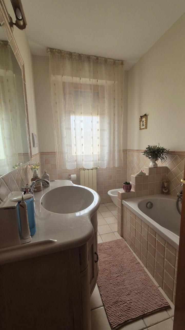 Appartamento con terrazzo a Bucine