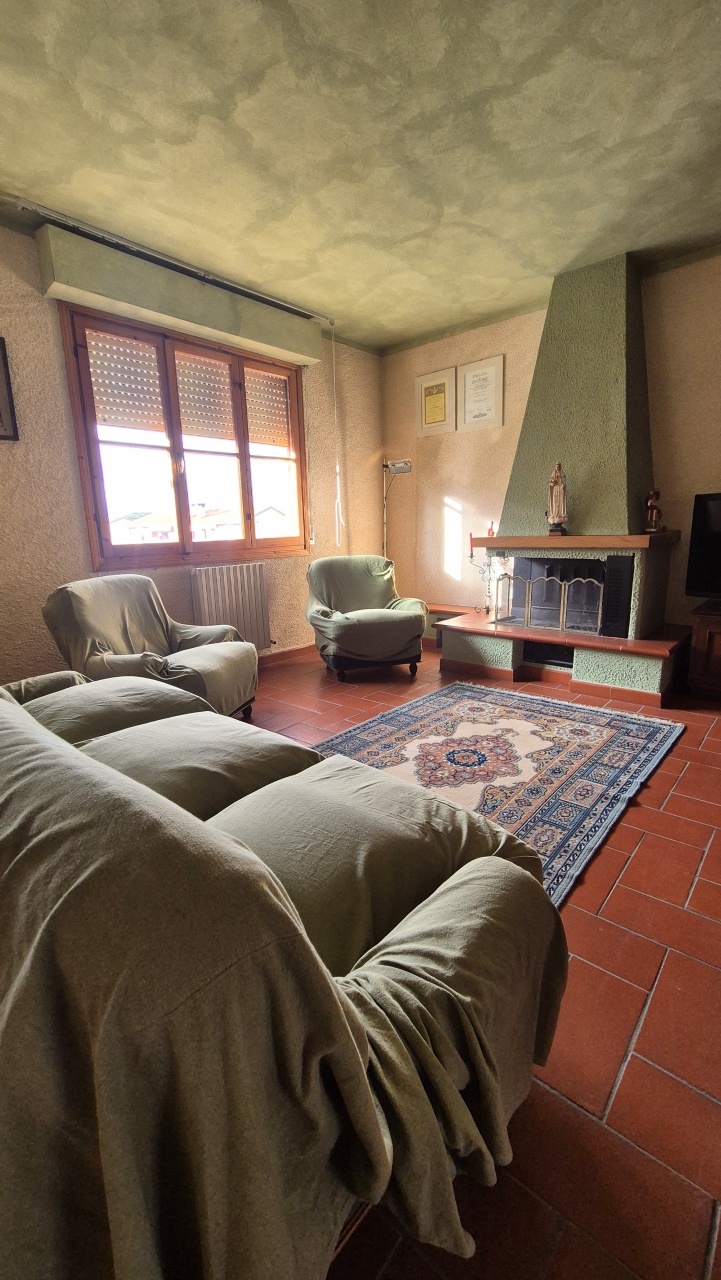 Casa indipendente con giardino a Bucine