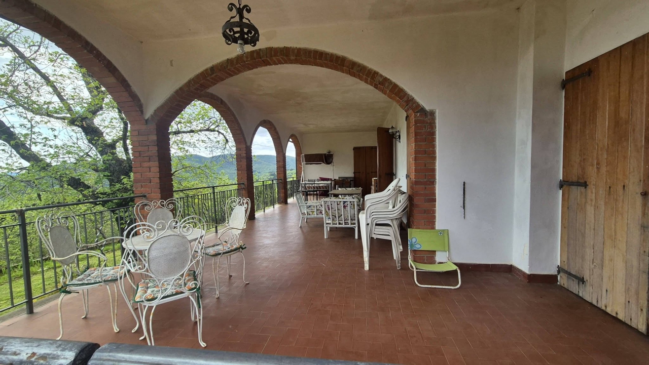 Casa indipendente con giardino a Loro Ciuffenna