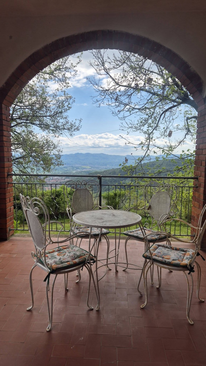 Casa indipendente con giardino a Loro Ciuffenna