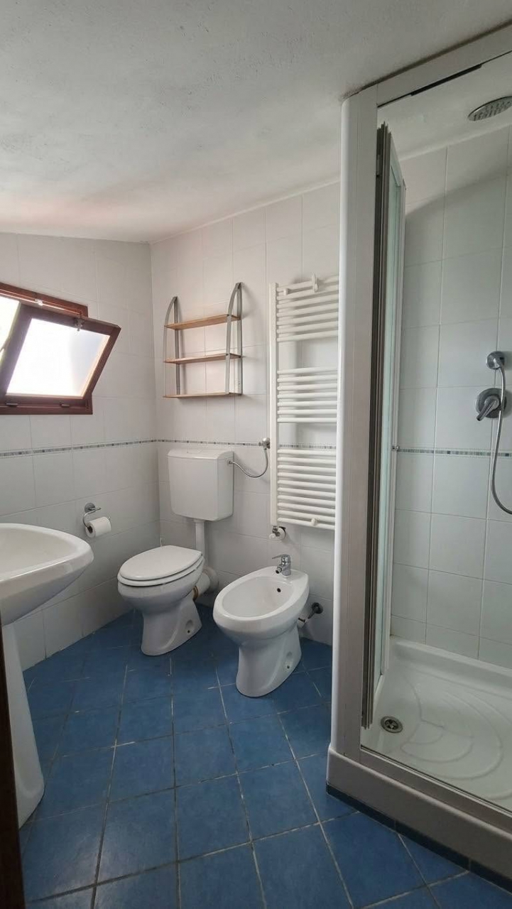 Trilocale con terrazzo a Montevarchi