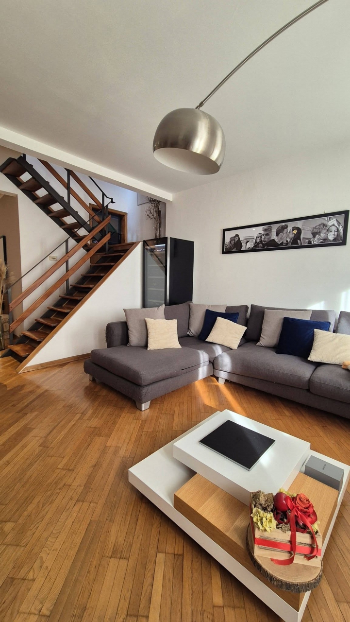 Appartamento – Montevarchi, Giglio