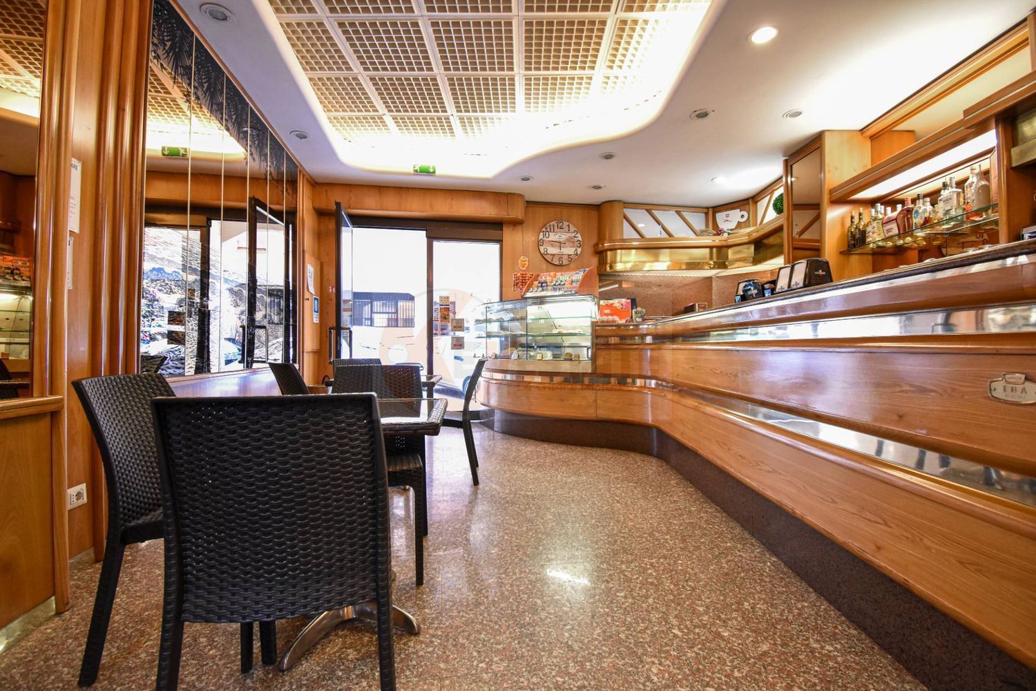 Locale commerciale in vendita in via luigi rolando 15, Sassari