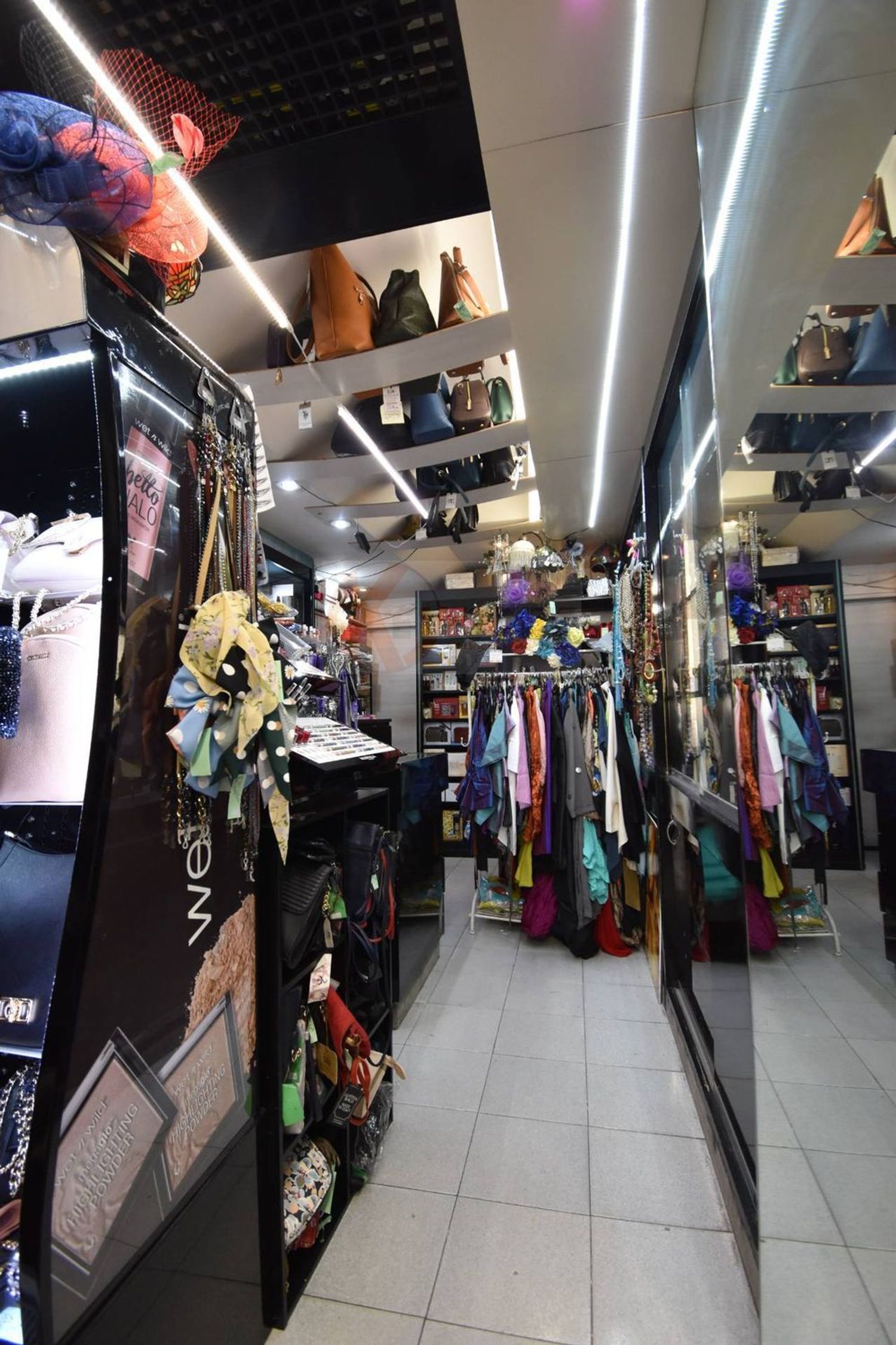 Locale commerciale in affitto in via via roma 132, Sassari
