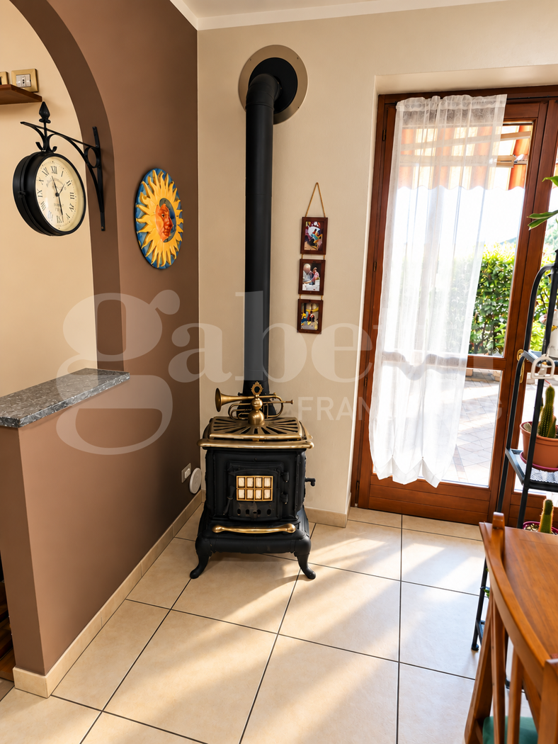 Quadrilocale con giardino a Bricherasio