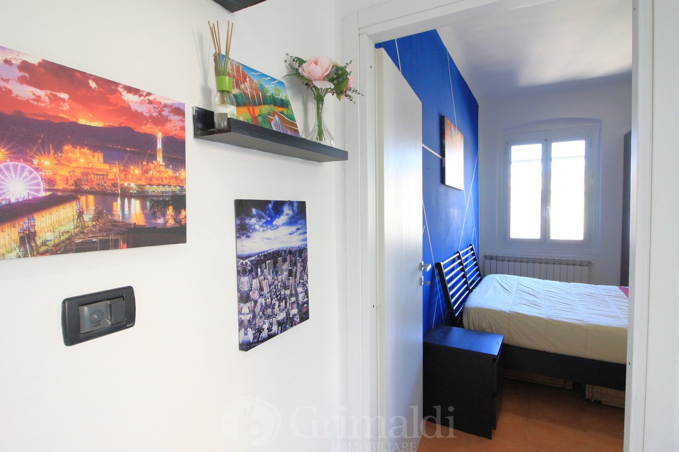 Trilocale ristrutturato a Genova