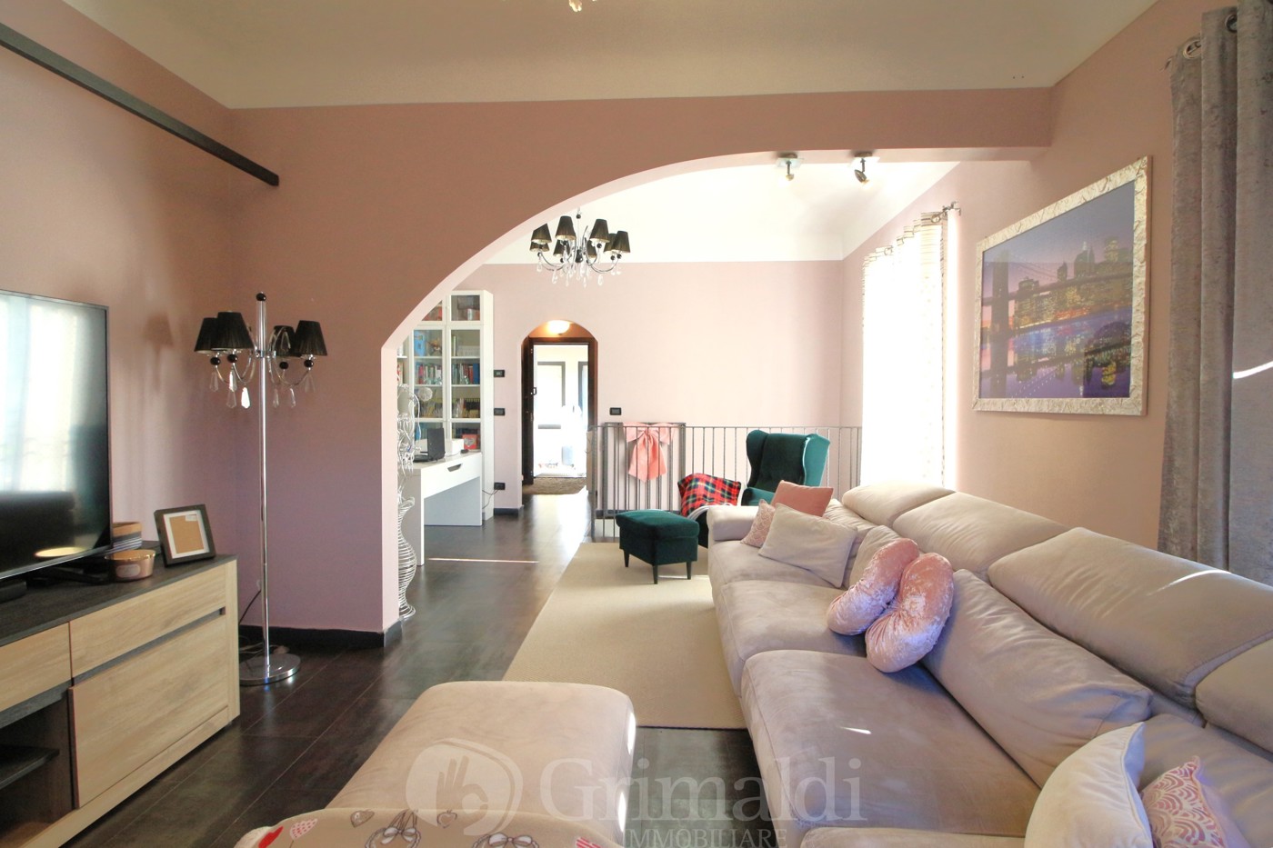 Casa indipendente con giardino a Genova