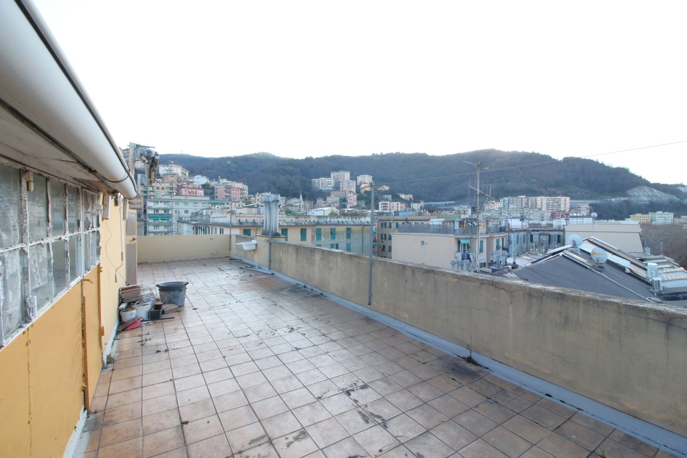 Quadrilocale in vendita a Genova