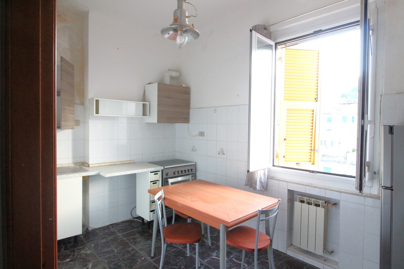 Quadrilocale in vendita a Genova