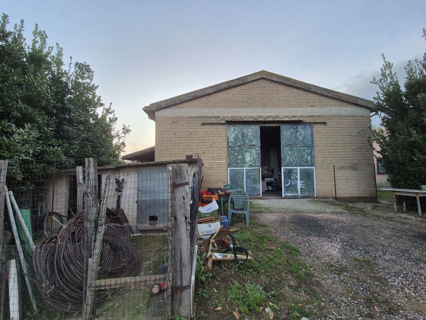Stabile/Palazzo con box doppio a Castiglione della Pescaia