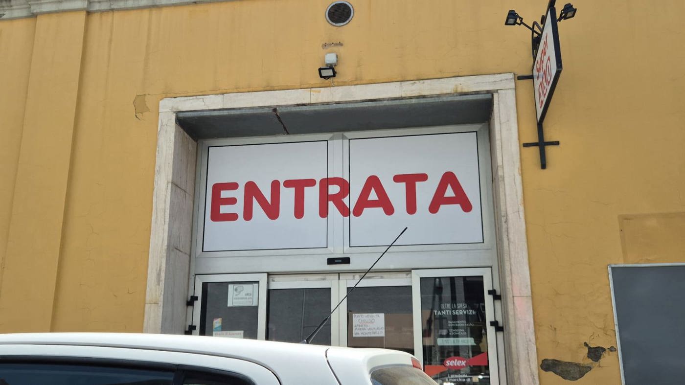 Negozio in affitto a Grosseto