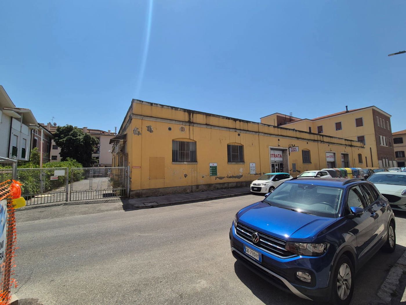 Negozio in affitto a Grosseto