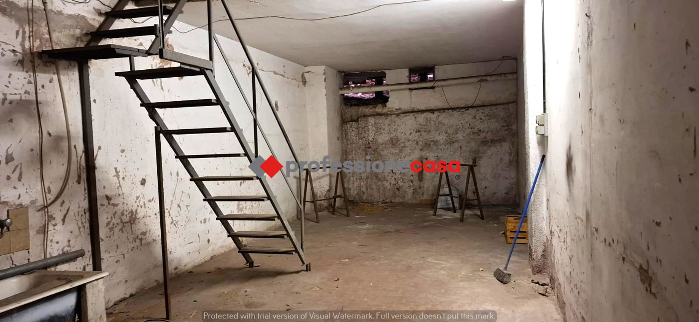 Negozio in vendita a Pomezia